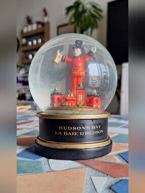 Hudson's Bay glass snow globe